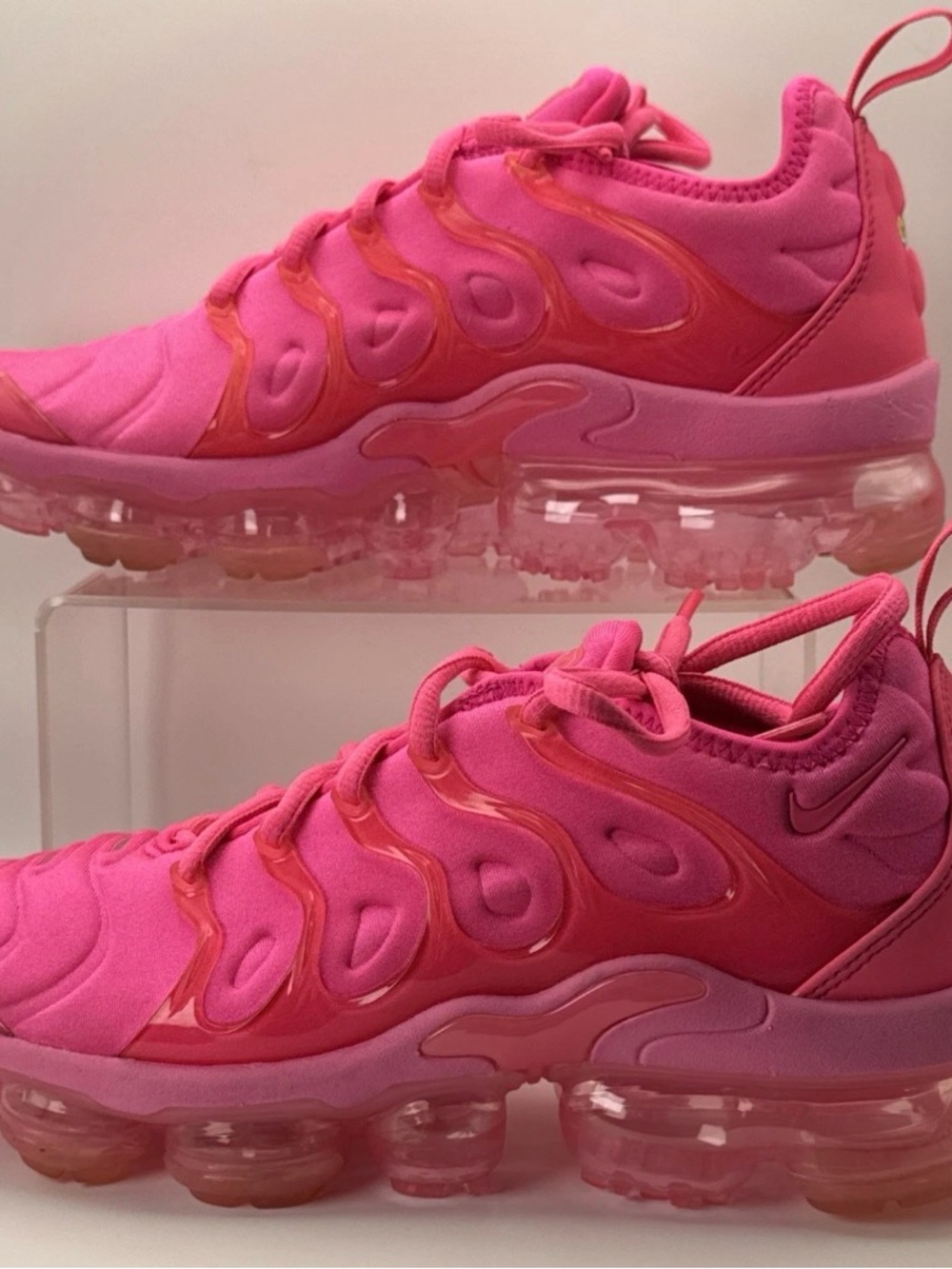 Women’s size 6.5 Nike Hot Pink Women's VaporMax Sneakers